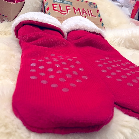 ๐คถ๐ปSantaโs Soft Warm&Cozy Thick & Fluffy. Non-slip. Fuzzy Sweater Sock-Slippers - Picture 9 of 16